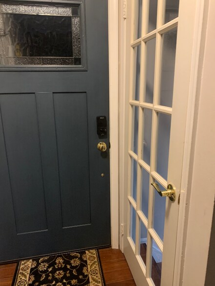 Building Photo - 1508 Holleyside Dr