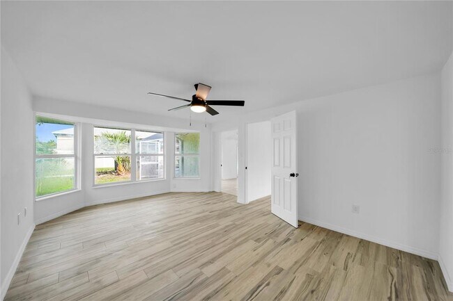 Building Photo - 3307 Pinetree St