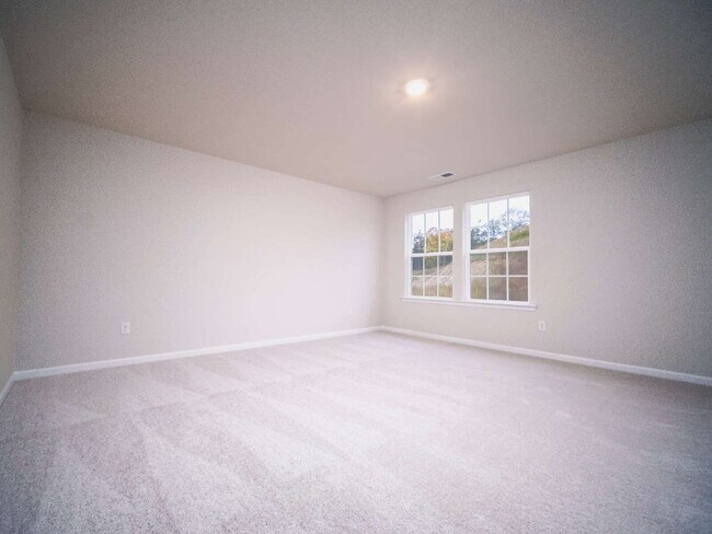 Building Photo - "Experience Spacious Living in This 4-Bedroom, 3-Bath Gem on Swallow Tail Drive, Belmont!"