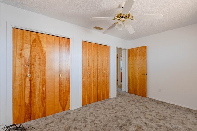 Building Photo - 6826 Austin Ave