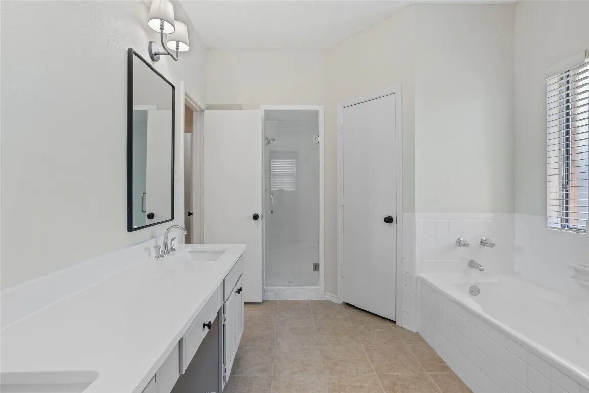 Building Photo - 4313 Flamingo Way