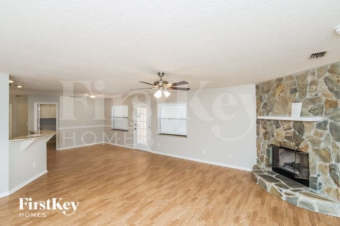 Building Photo - 1245 Gerry Rd SW