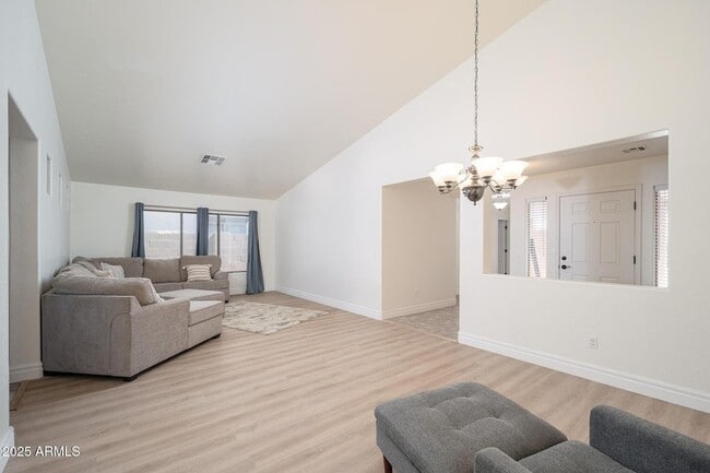 Building Photo - 25256 W Darrel Dr