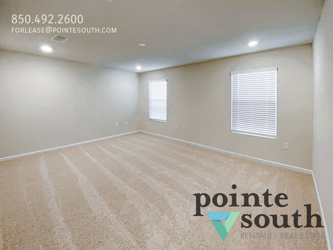 Building Photo - 7063 Abigail St