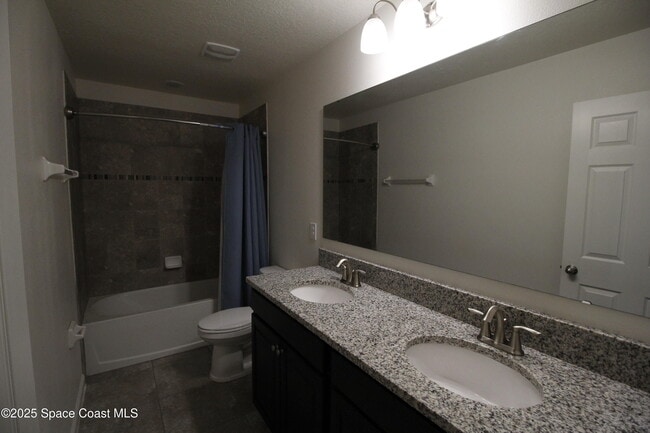 Building Photo - 4369 Alligator Flag Cir