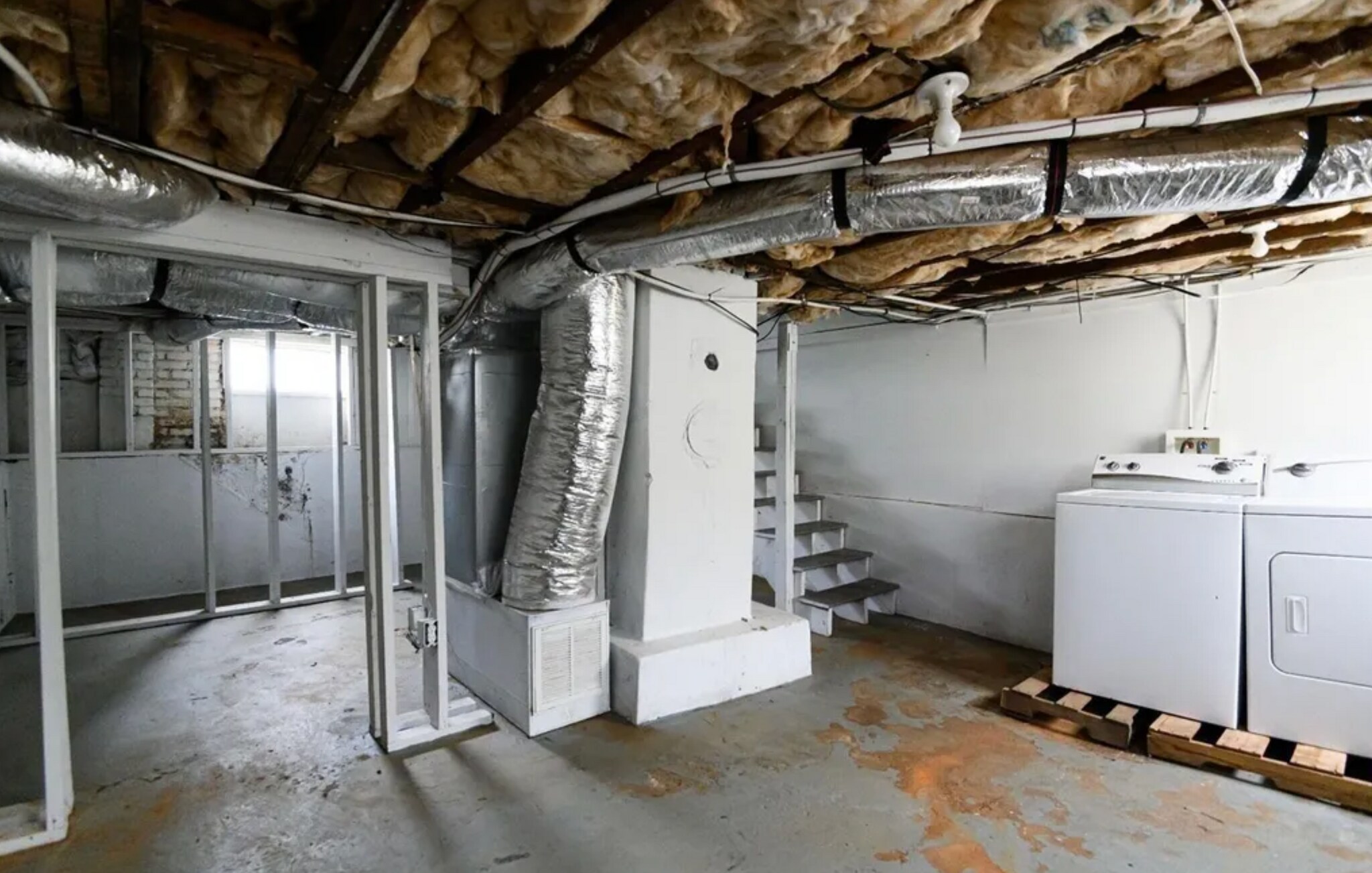 Building Photo - 1104 Tolleys Ln