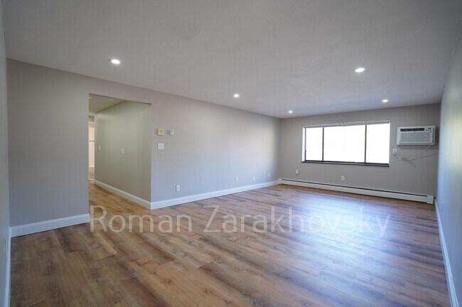 Building Photo - 394 Langley Rd