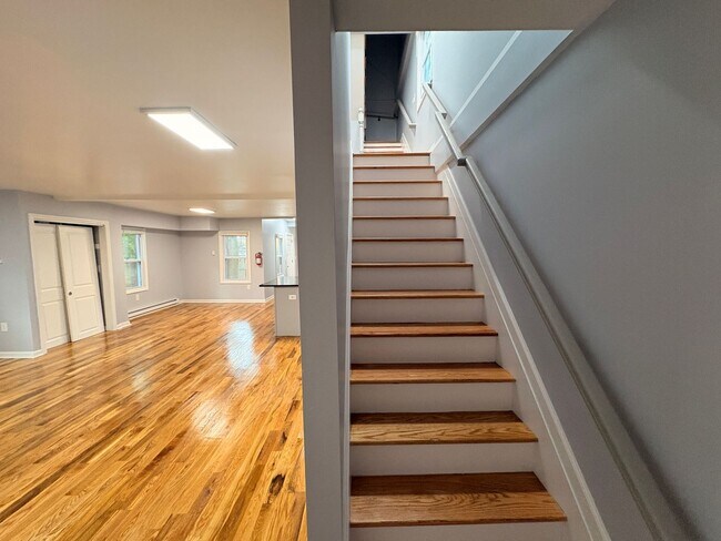 Building Photo - Beautiful, Newly Renovated 6 Bedroom 2 1/2 Bathroom Single Family House Available for Rent in Asb...