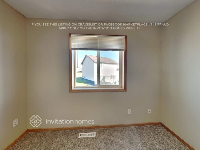 Building Photo - 6382 Marshall Ave NE