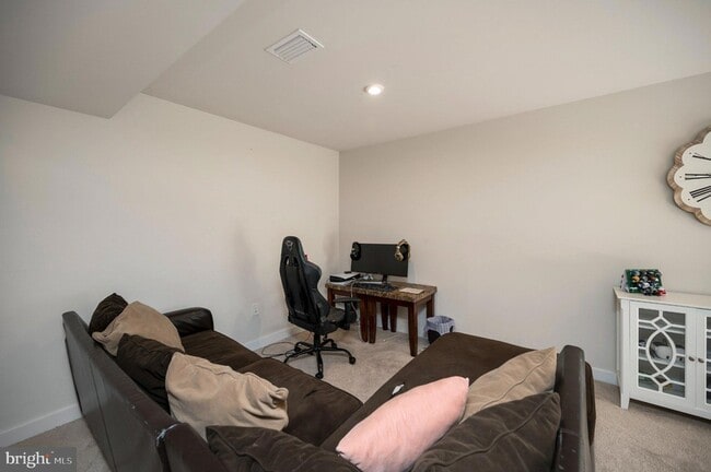 Building Photo - 5432 Holley Oak Ln
