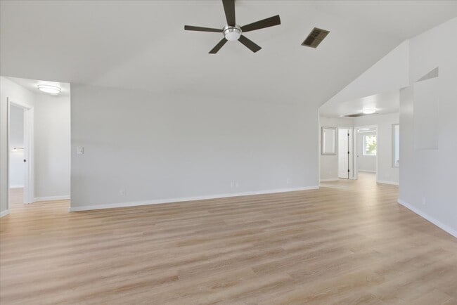 Building Photo - 770 Alulike St