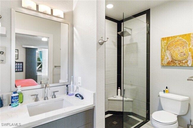 Building Photo - 10990 Goodwin St