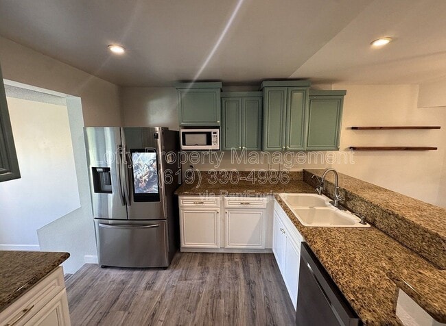 Building Photo - 4629 Villas Ct