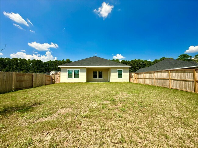 Building Photo - 12324 Ridge Top Dr