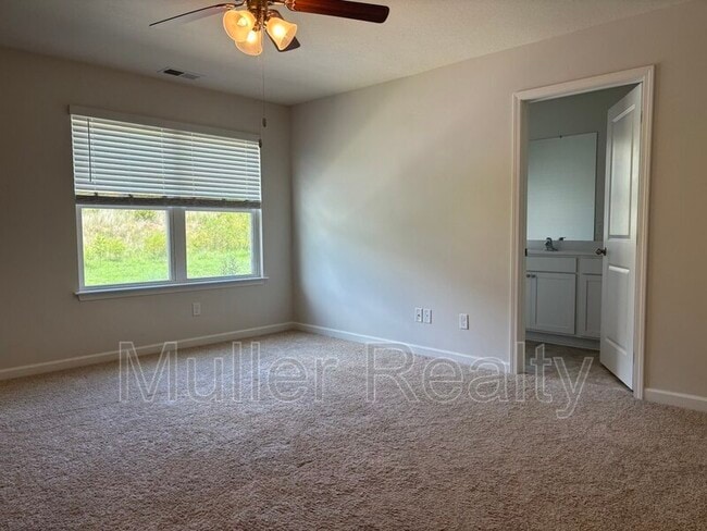 Building Photo - 138 Harbour Pointe Ln
