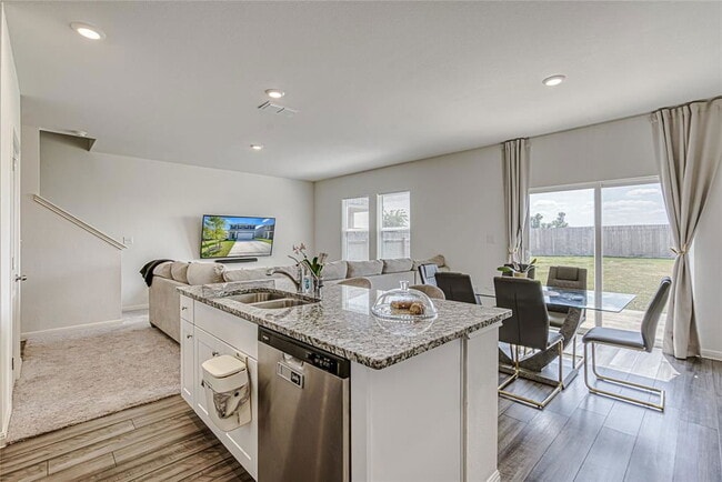 Building Photo - 707 Redfish Ln