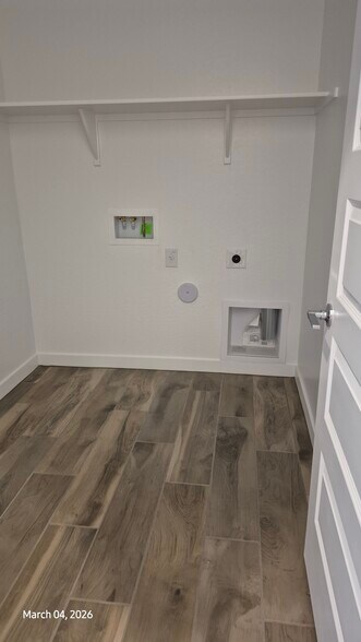 Building Photo - 25509 N 149th Ave