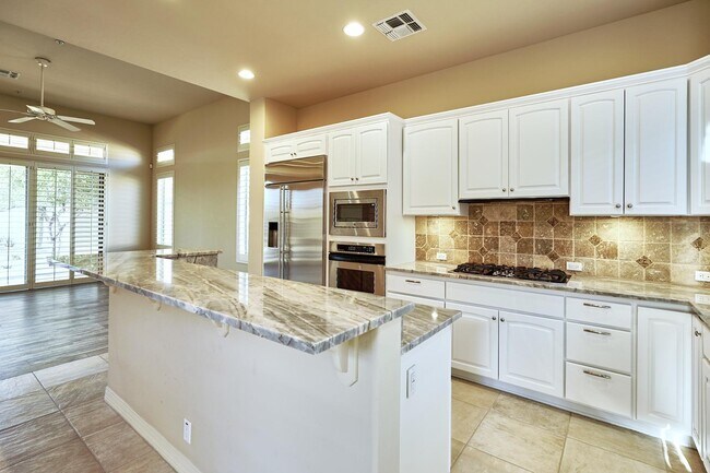 Building Photo - 7298 E Brisa Dr