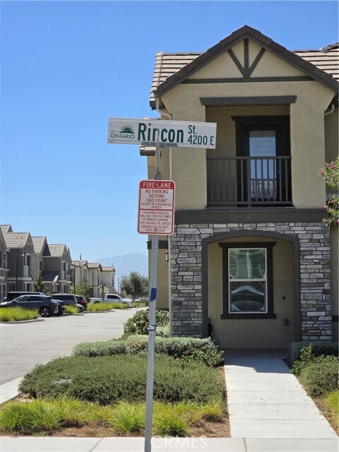 Building Photo - 4269 E Rincon St
