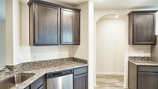 Building Photo - 7922 Vacek Meadows Loop