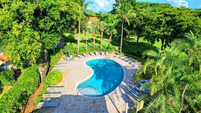 Building Photo - 107 Yacht Club Way