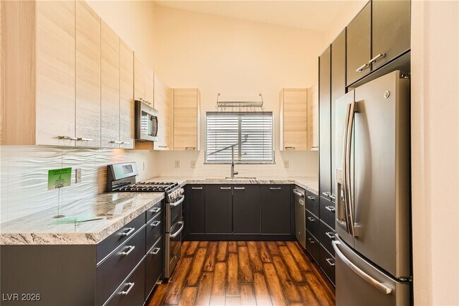 Building Photo - 2152 Quartz Cliff St