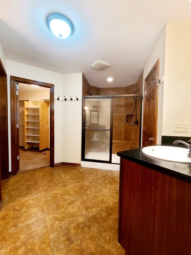 Building Photo - 12825 Palazzo Blvd