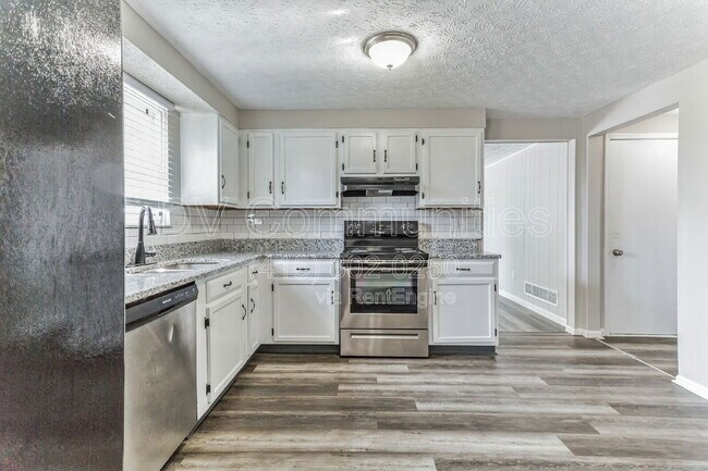 Building Photo - 2411 Blue Rock Blvd