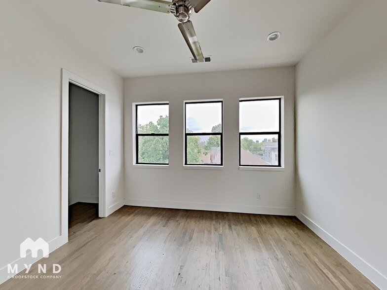 Building Photo - 4515 Cabell Dr