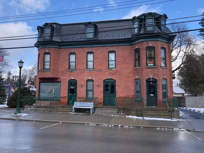 Building Photo - East Main St - 005