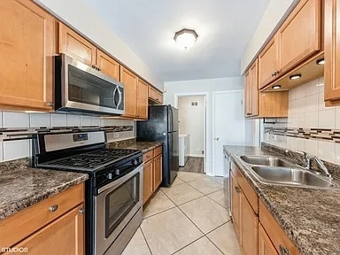 Building Photo - 414 Tanglewood Ct
