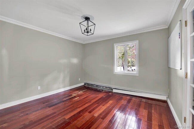 Building Photo - 1719 Cedar Swamp Rd