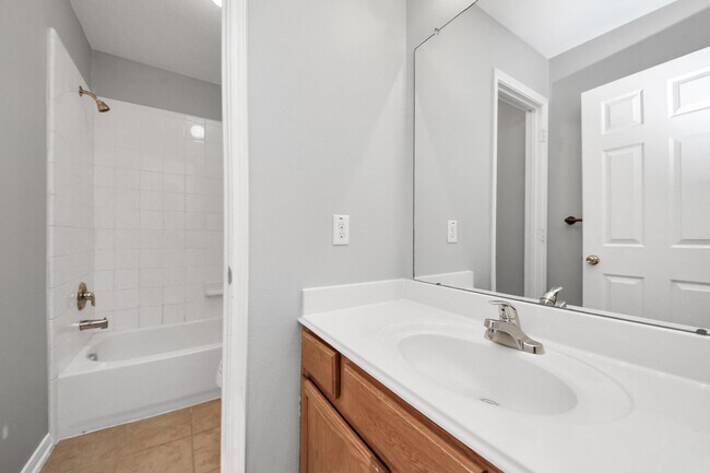 Building Photo - 26706 Bellwood Pines Dr