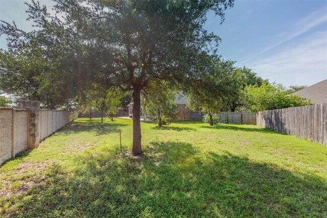 Building Photo - 20428 Crooked Stick Dr
