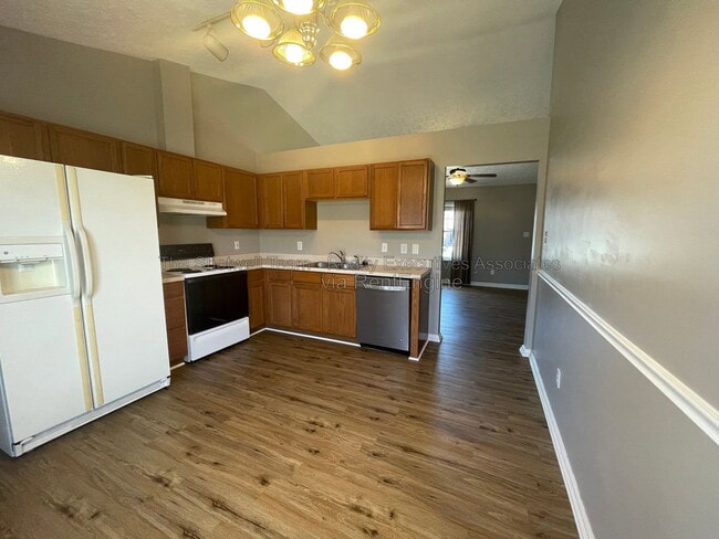 Building Photo - 2139 Ember Brook Ln