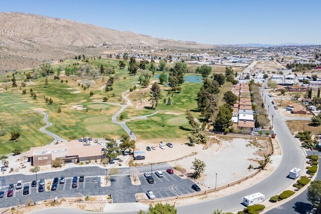 Building Photo - Get $1,000 Off + 1 Month Free at 55100 Airlane Dr!