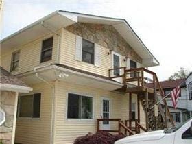 Building Photo - Just Beachy Retreat