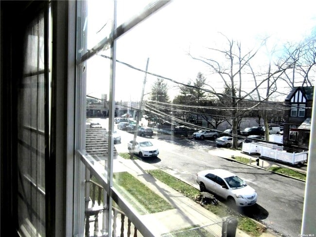 Building Photo - 93-15 240th St