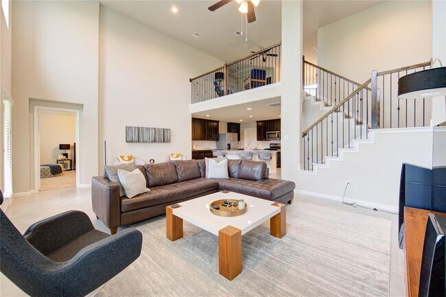 Building Photo - 9623 Japonica Dr