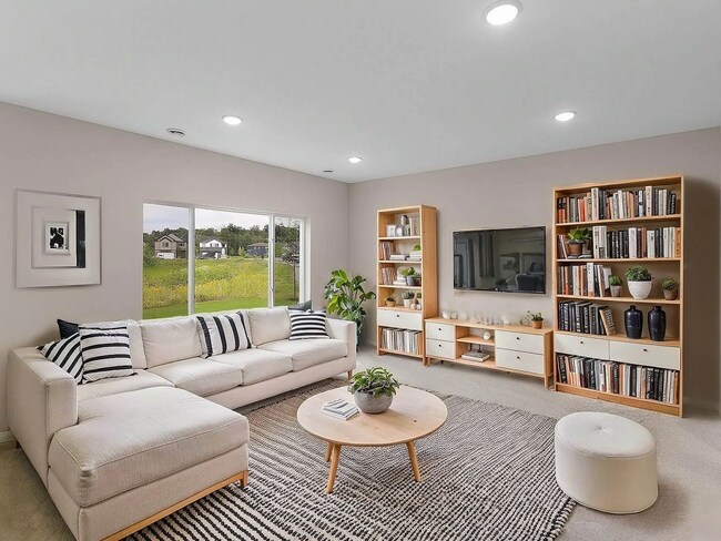 Building Photo - Gorgeous 2025 4BR/3BA St Michael Home Available 4/10/26!