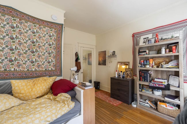 Building Photo - 3204 Porter St NW