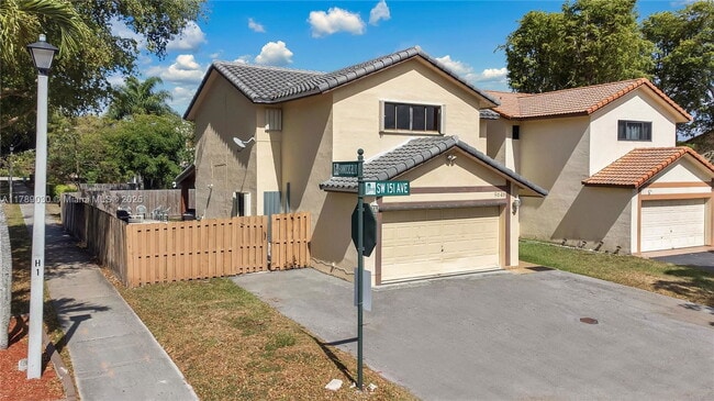 Primary Photo - 9646 SW 151 Ave