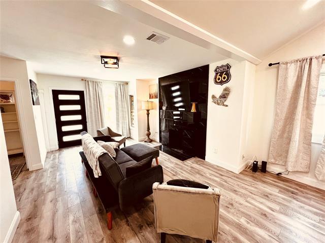 Building Photo - 2859 W Brooklyn Ave