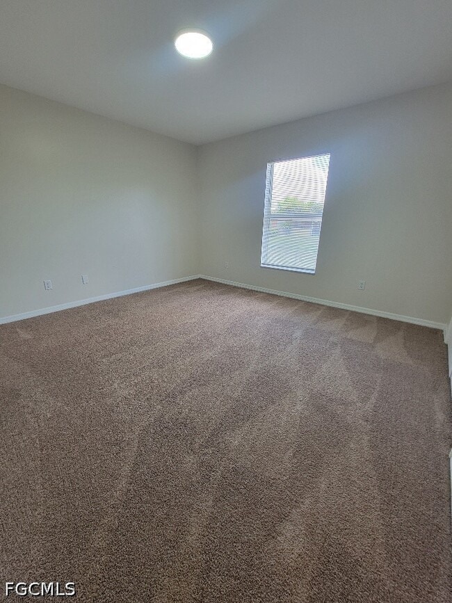 Building Photo - 306 Leeland Heights Blvd E