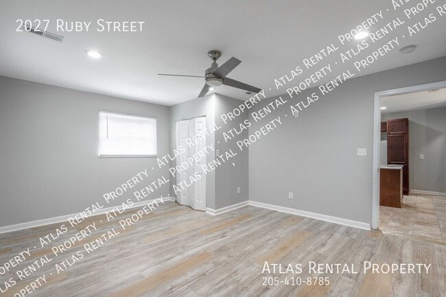 Building Photo - $100 Off Your First Month’s Rent!