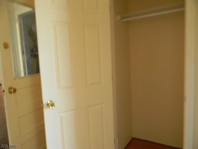 Building Photo - 18 Williamson Ave