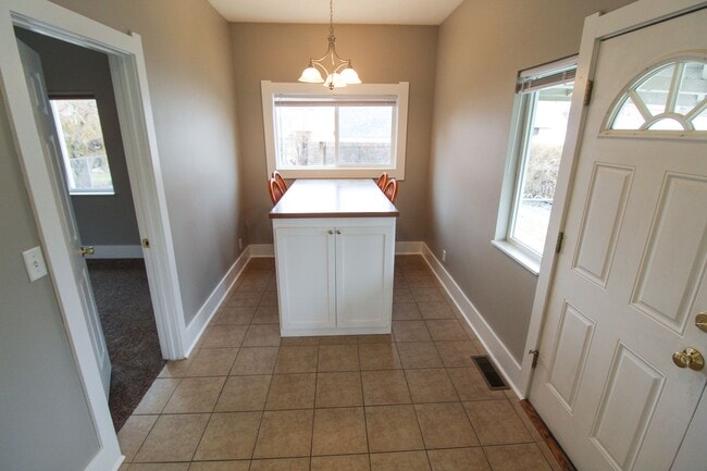 Building Photo - 2108 W Montgomery Ave