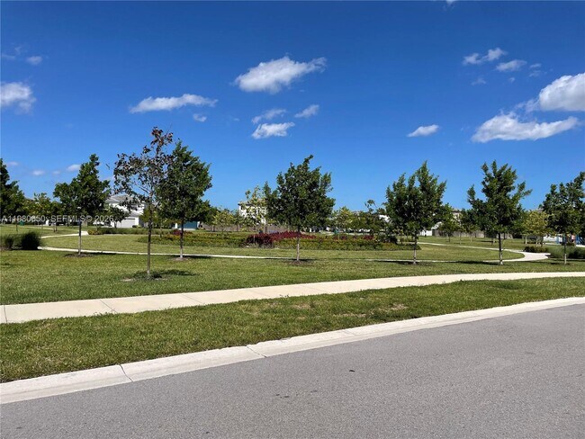 Building Photo - 13419 SW 287th Ter