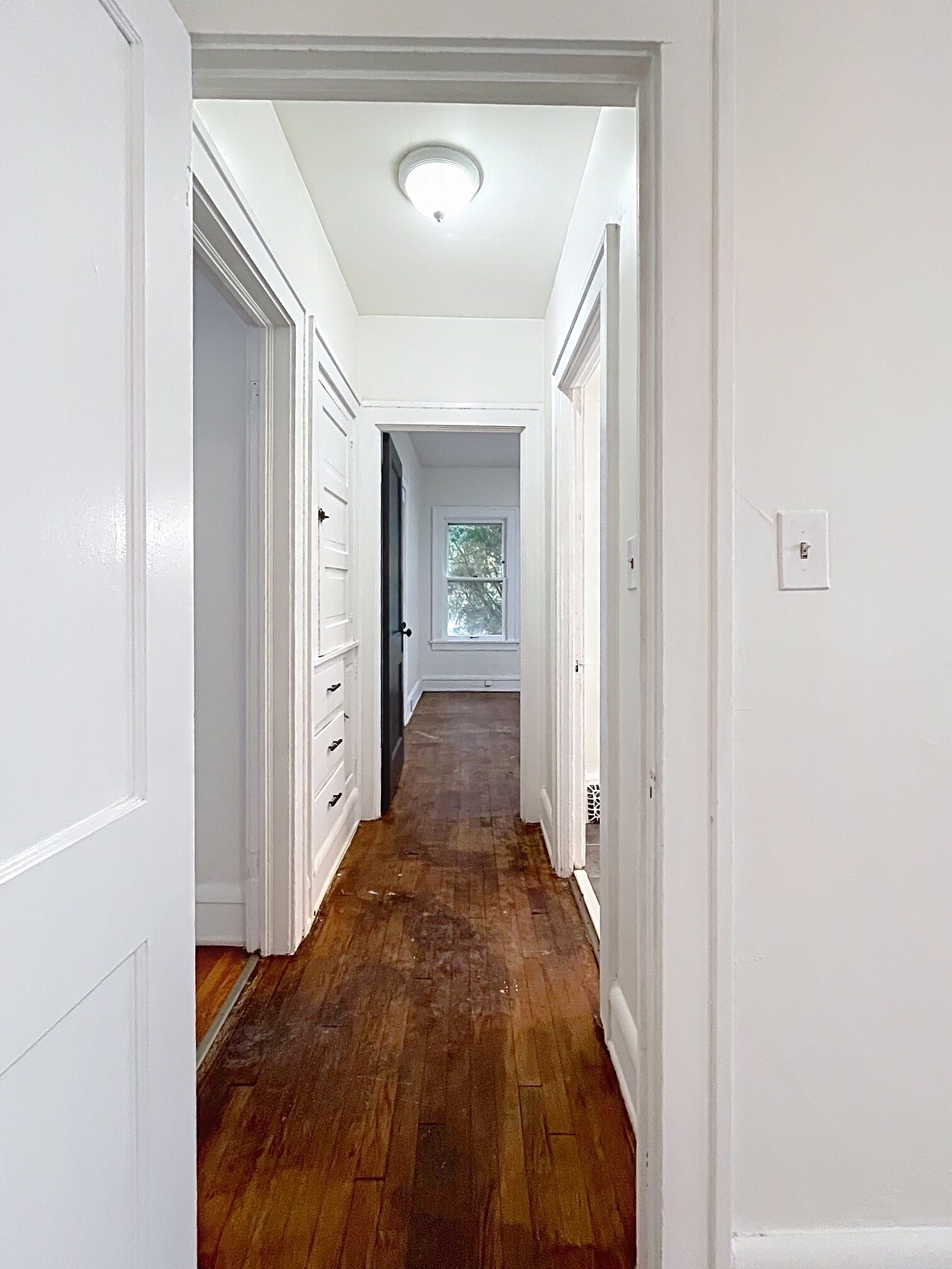 Building Photo - 2683 Hampshire Rd