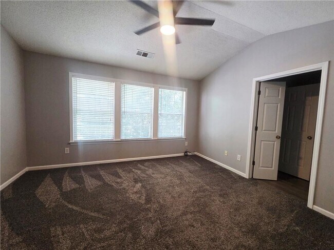 Building Photo - 4645 Valais Ct